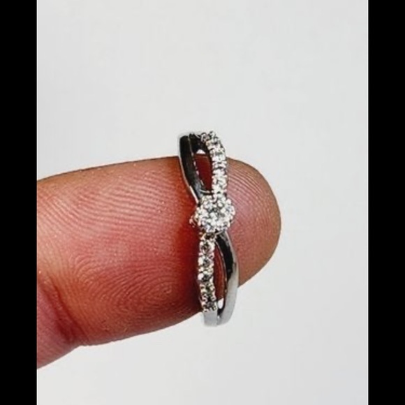 Genuine Diamond Ring in 10K White Gold - Picture 6 of 11